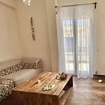 Santa's Luxury Tínos