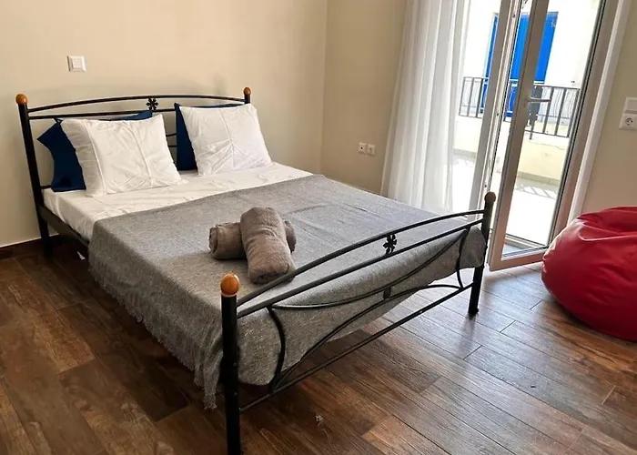 Santa's Luxury Tinos